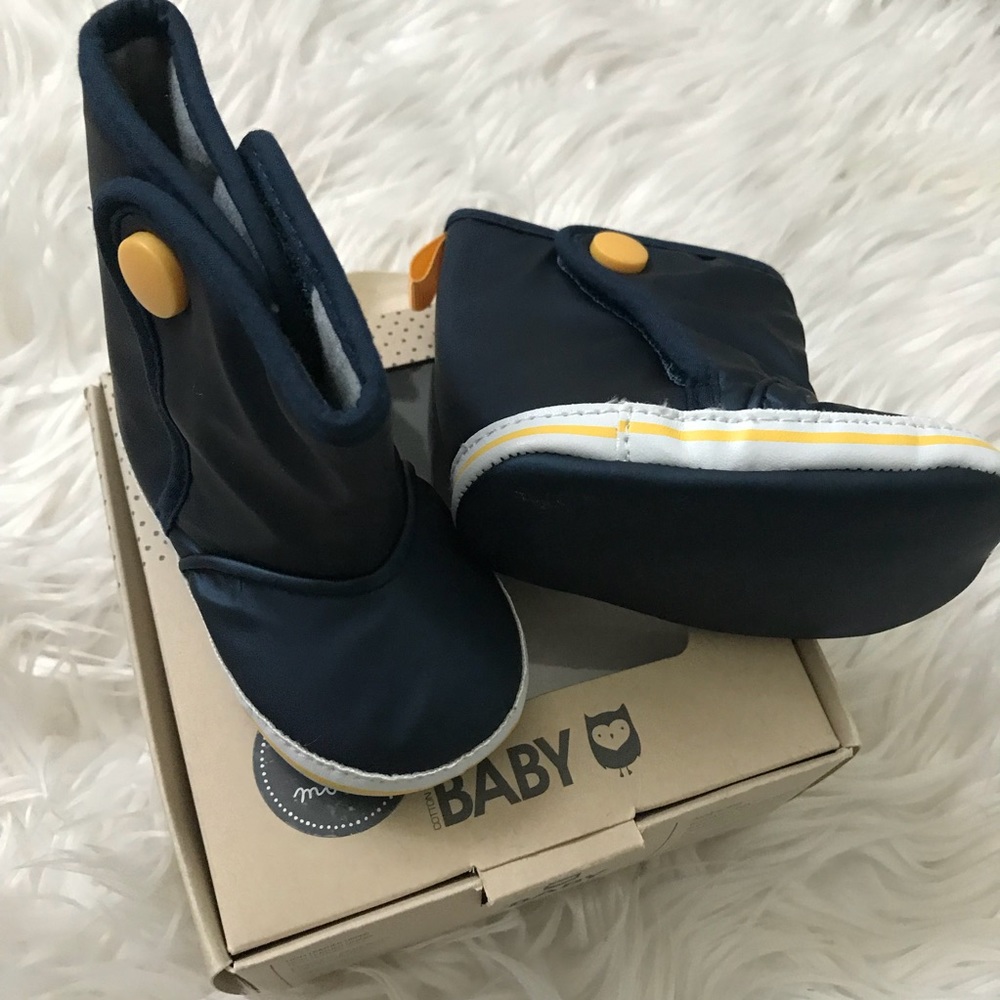 Rain boots